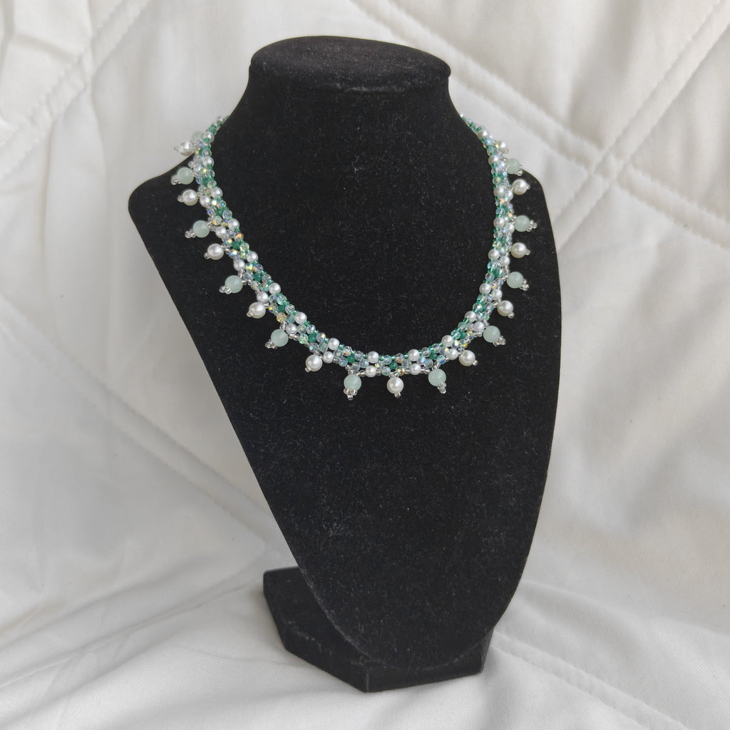 Emerald Dewdrop Collar